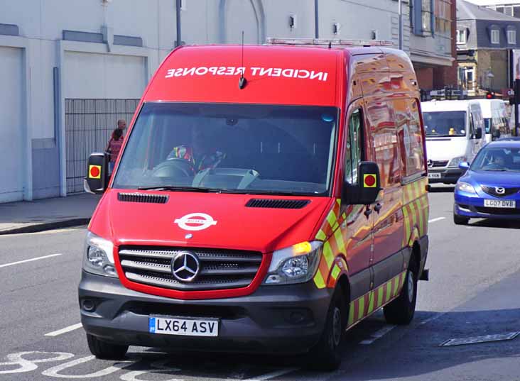 TfL Mercedes Sprinter 316CDi 7864M Incident Response